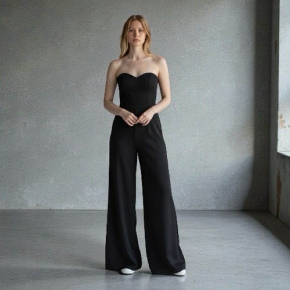 Abercrombie & Fitch Black Strapless Jumpsuit Size XS Slightly Flared Leg Lined